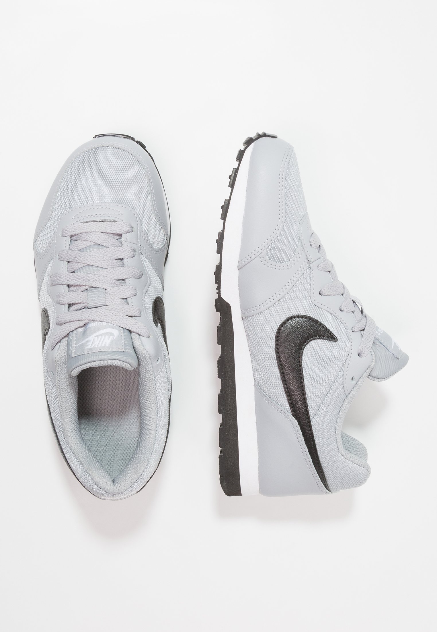 Nike Sportswear Md Runner 2 Trainers Wolf Grey Black White Grey Zalando Co Uk