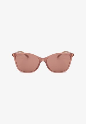 Occhiali da sole cat-eye marroni traslucidi con lenti tinta unita e sottili aste visibili dietro la montatura.