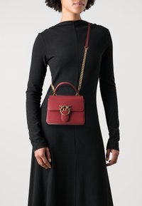 Pinko LOVE ONE HANDLE MINI - Torbica - ocra rosso/antique gold-coloured