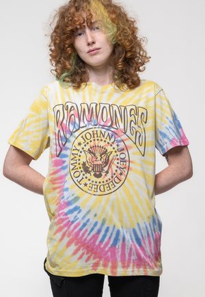 RAMONES CREST PSYCH DIP DYE - Print T-shirt - yellow