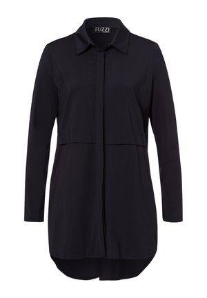 Zwarte longsleeve met een puntige kraag, knoopsluiting aan de voorkant en een afgeronde zoom. Gemaakt van een gladde, lichtgewicht stof.