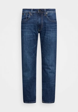 Jeans in denim blu scuro con taglio dritto, dotati di cinque tasche, una piccola patch con logo e dettagli in cucitura a contrasto.