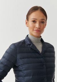 TATUUM KRISANA - Dūnu jaka - navy