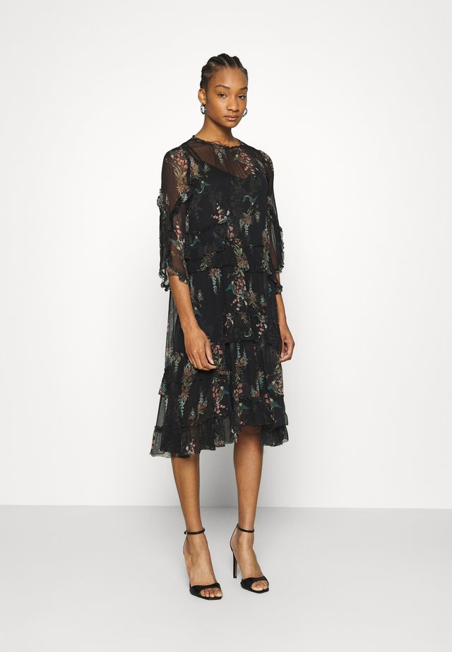 MACEY MELISMA DRESS - Freizeitkleid - black