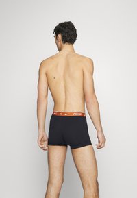 Nike Underwear TRUNK 3 PACK - Boxerbriefs - black/green abyss/laser orange/russet