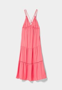 Rosa, ärmlös klänning med en lagrad design, justerbara axelband och en rynkad midja. Tillverkad av lättviktig tyg.