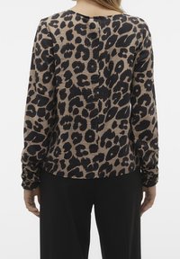 Vero Moda Blus - beige