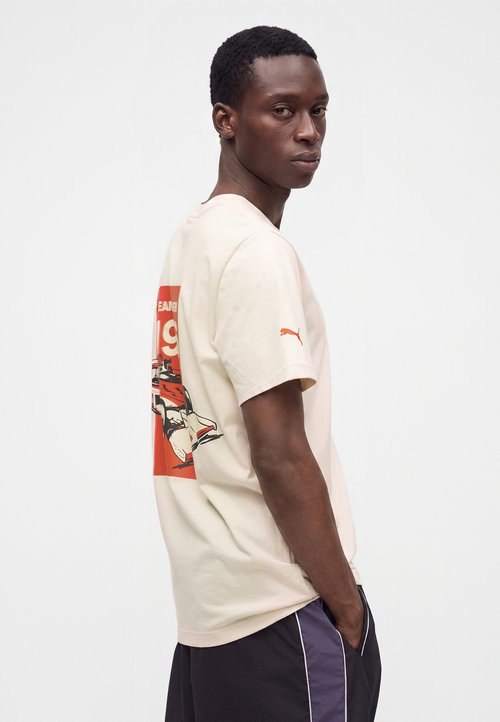 PUMA MCLAREN RACING GRAPHIC TEE - Print T-shirt - alpine snow — photo 4