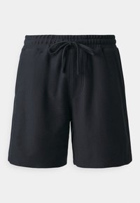 Unselected, black beauty