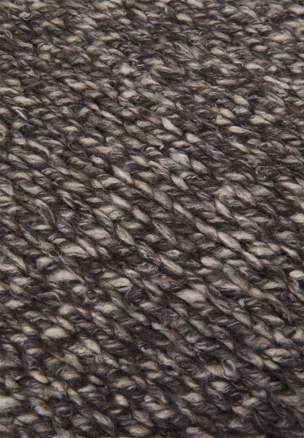 SCARF FLUFFY - Scarf2