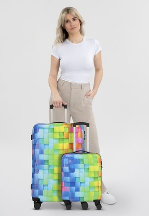 Nowi SANTA CRUZ 4 ROLLEN SET 3-TEILIG - Juego de maletas - bunt