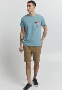 11 Project PRGAETO - Shorts - sand