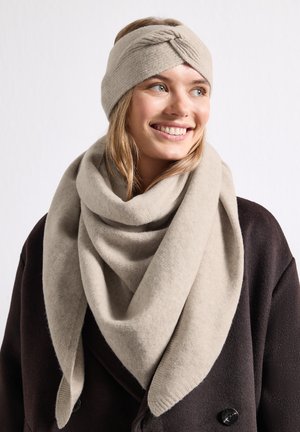 Street One, FEINSTRICK DREIECKSTUCH IN UNIFARBE - Foulard - soft sand mel