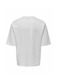 Hvid bomulds-T-shirt med afslappet pasform, korte ærmer og rund hals. Glat tekstur, enkelt design uden synlige mønstre eller accenter.