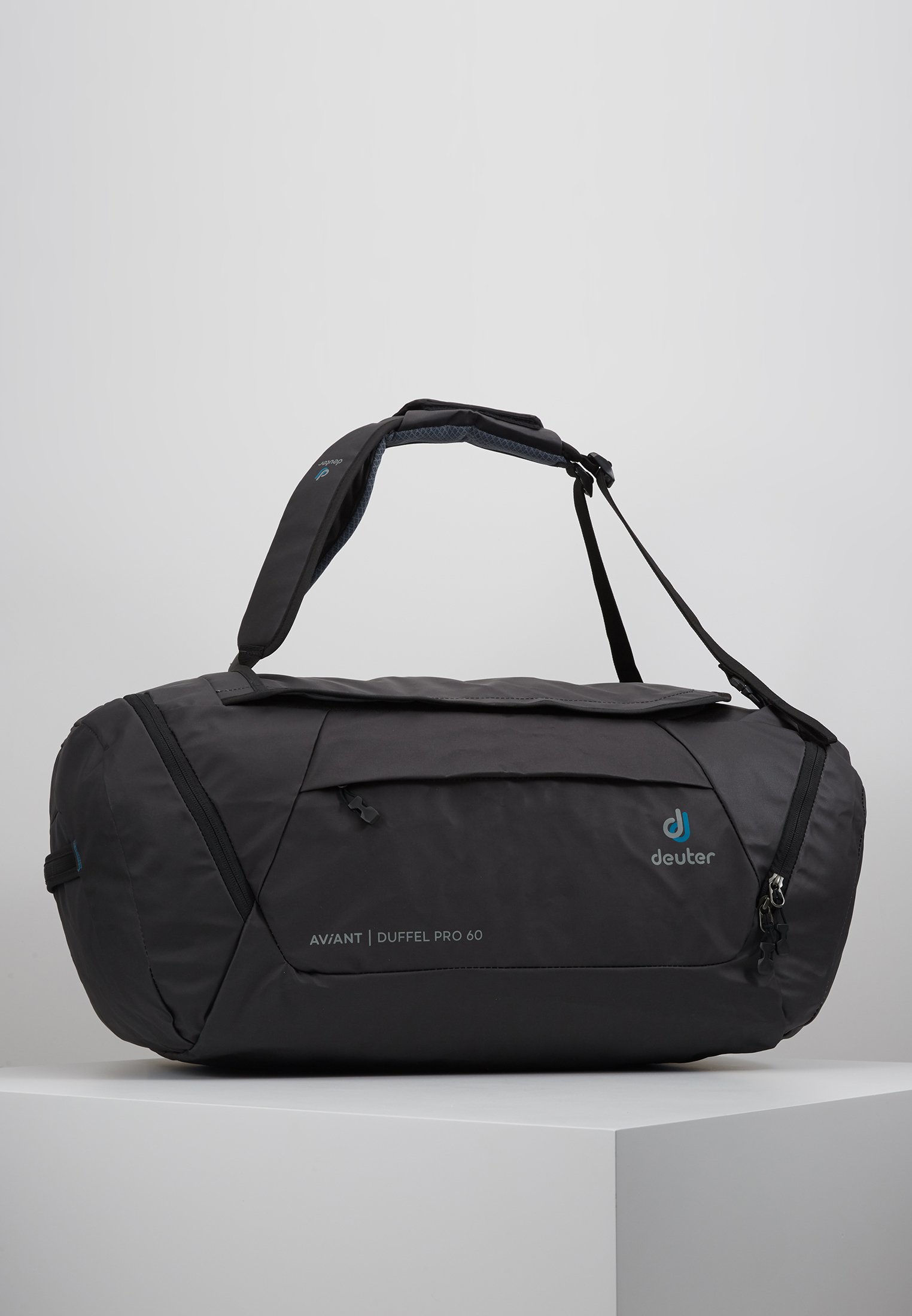 deuter duffel