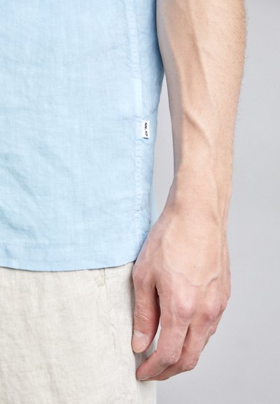 NN.07 JULIO - Chemise - light blue