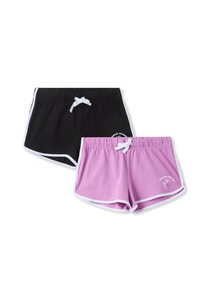 Dwie pary szortów: jedna czarna, a druga jasnoróżowa, obie z białymi wykończeniami i sznurkiem do regulacji. Różowa para ma graficzny motyw wakacyjny w stylu tropikalnym.