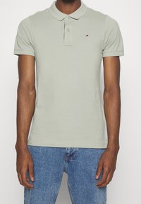 Tommy Jeans Polotričko - olive