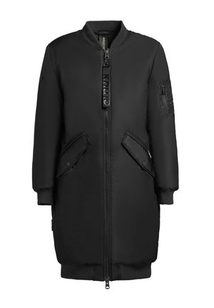 Schwarze Bomberjacke mit einem Reißverschluss vorne, gerippten Bündchen, zwei Fronttaschen und einer zusätzlichen Reißverschlusstasche am linken Ärmel. Glatte, gepolsterte Textur.