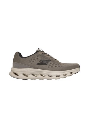 Skechers, SKECHERS HERREN - SNEAKER GO WALK BRAUN 47 - Trainers - braun