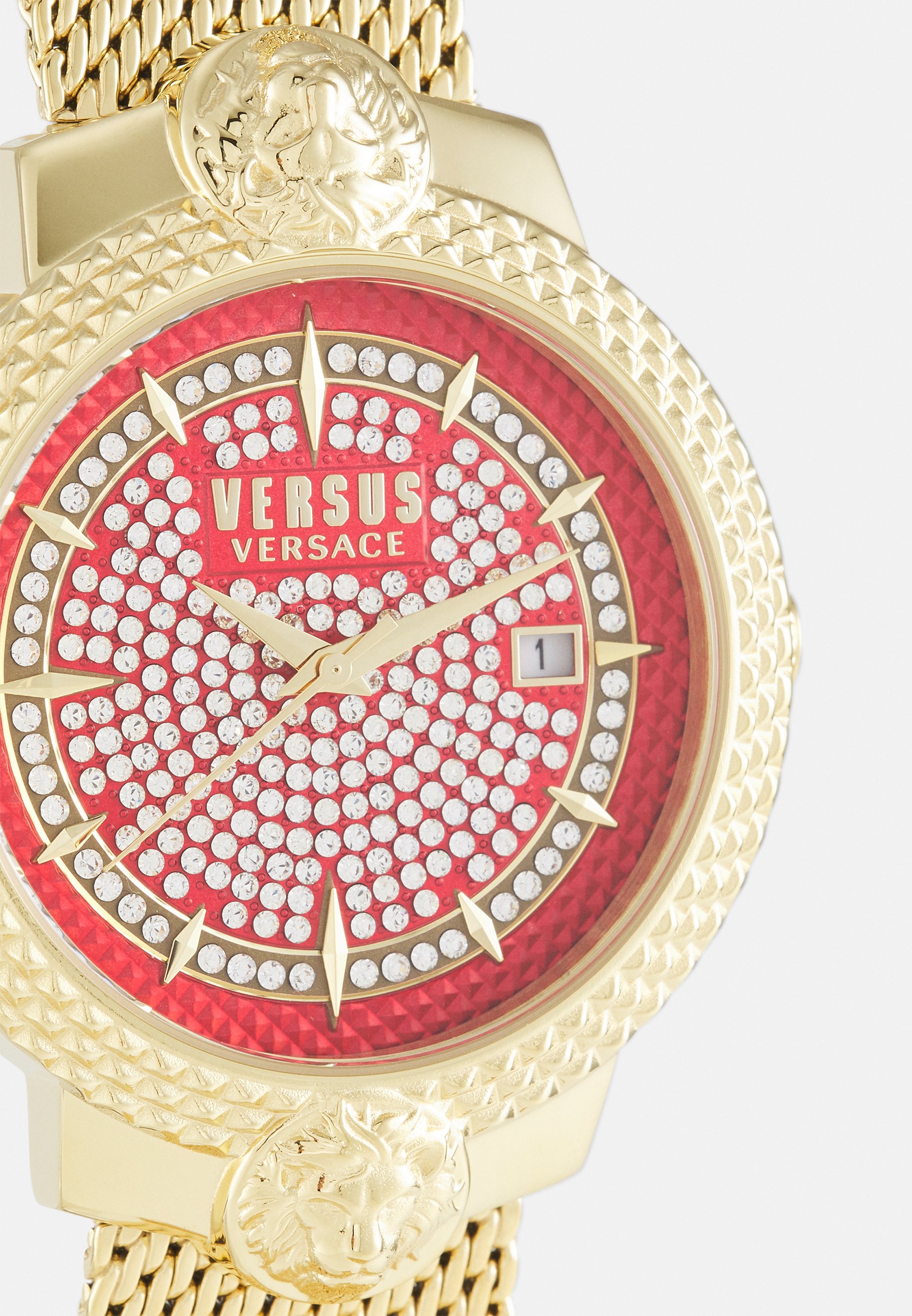 versus versace mouffetard