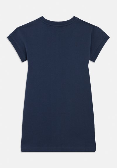 Φόρεμα από βαμβάκι σε σκούρο μπλε χρώμα, με κοντά μανίκια, λαιμόκοψη τύπου crew και ευθεία γραμμή. Ομαλή υφή και μονόχρωμο χωρίς σχέδια ή διακοσμητικά στοιχεία.