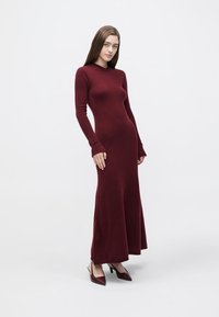 DRYKORN BRIANNA - Abito in maglia - red