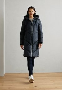 Marc O'Polo LONG NEW QUILTINGS WITH HOOD - Dūnu mētelis - deep blue sea