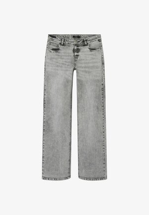 Jean large en denim gris clair avec une finition délavée. Comprend cinq poches et une fermeture à bouton. Taille plate avec passants de ceinture.