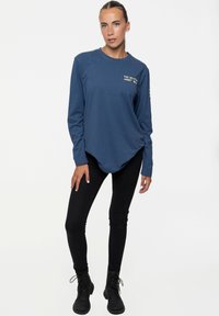 Paradiso Clothing THE BEATLES ABBEY ROAD - Long sleeved top - blue