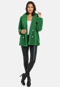 Threadbare KERMIE BOUCLE DOUBLE BREASTED - Short coat - green
