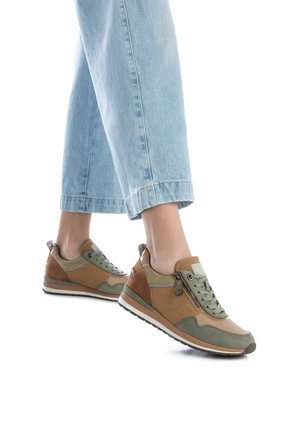 Refresh Zapatillas - kakhi