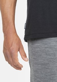 icebreaker MERINO TENCEL COTTON COMBI GRAPHIC - T-shirt print - BLACK