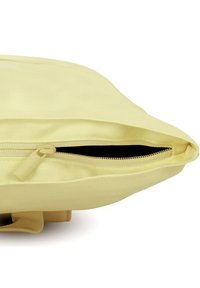 Johnny Urban ROBIN MEDIUM - Ryggsäck - gelb