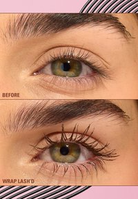 Vorher- und Nachher-Aufnahme eines Auges, das die Wimpern zeigt. Oben: natürliche Wimpern, spärlich; unten: verbesserte Wimpern, verdichtet und definiert, mit sichtbarer Trennung.