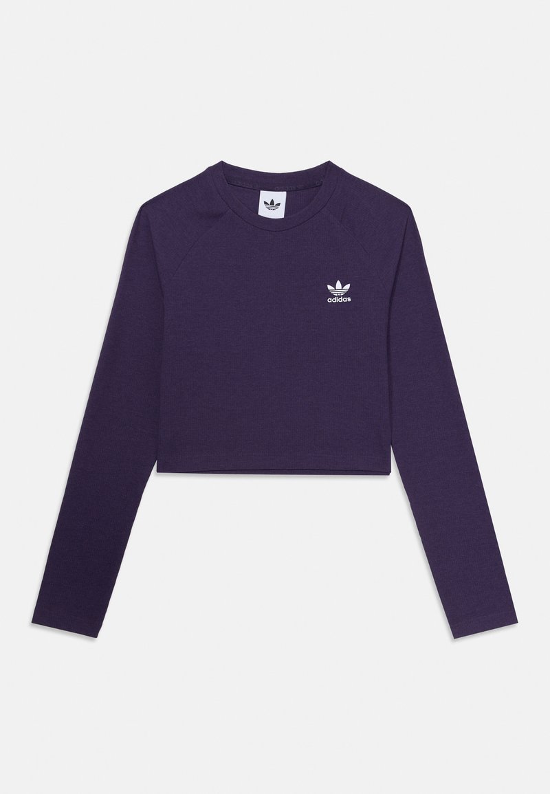 Lila, hosszú ujjú, rövidített pulóver, texturált anyagból készült, fehér Adidas logóval a mellrészen és kerek nyakkivágással.