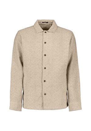 Beige, geweven lange-mouwen jack met knopen, voorzien van een kleine kraag en zakken aan de voorkant, afgebeeld op een witte achtergrond.