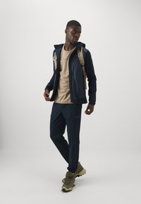 Peak Performance RADIANCE HYBRID HOOD - Outdoorjakke - black