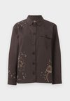 KARLA SHIRT - Hemdbluse - chocolate torte