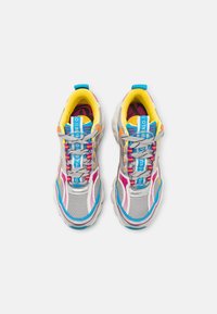 Buffalo CLD RUN JOG - Sneakers basse - silver/purple