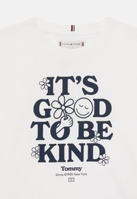Tommy Hilfiger FUN GRAPHIC TEE - Camiseta estampada - white