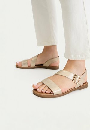 Jenny, - Sandały