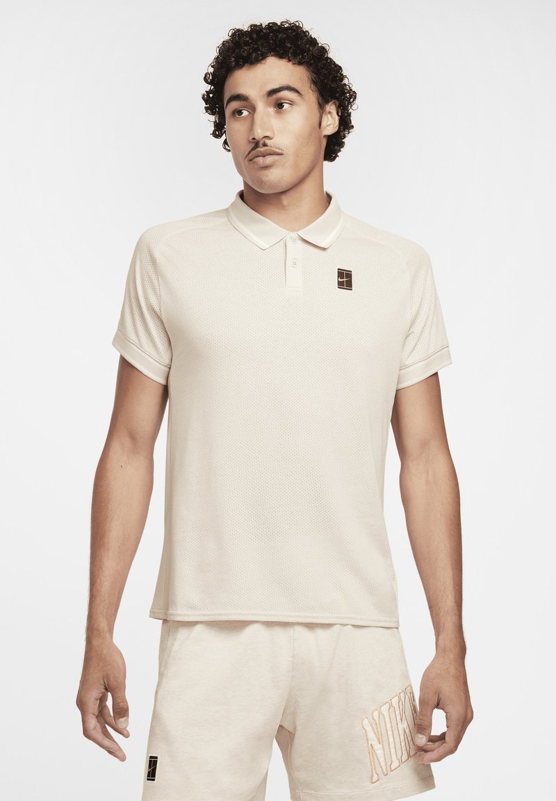 Nike Performance NIKECOURT HERITAGE - Polokošeľa - lt orewood brn