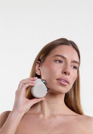 Stylpro, STYLPRO™ DUAL MICROCURRENT FACE & BODY DEVICE - Skincare tool - taupe