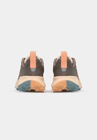 Nike Performance REACTX WILDHORSE 10 - Trail running shoes - brown/orange chalk/cave stone/cannon/pearl white