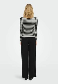 JDY LANGARM BASIC STRETCH LONGSLEEVE  PLUM - Svetr - weiß