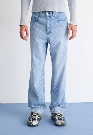 AETHER MONOGRAM  - Relaxed fit jeans - blue washed