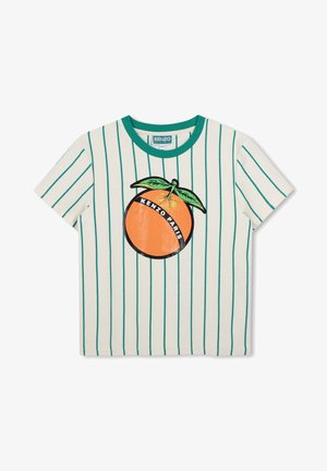 T-shirt bianca a maniche corte con strisce verdi, caratterizzata da una grafica arancione con una foglia e il testo "KENZO PARIS" sul davanti.
