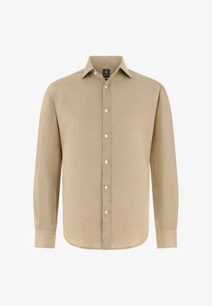 Chemise beige à manches longues pour homme avec patte de boutonnage et col pointu, présentée sur fond blanc.