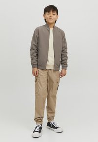 Jack & Jones Junior JJERUSH - Bombejakke - dark brown